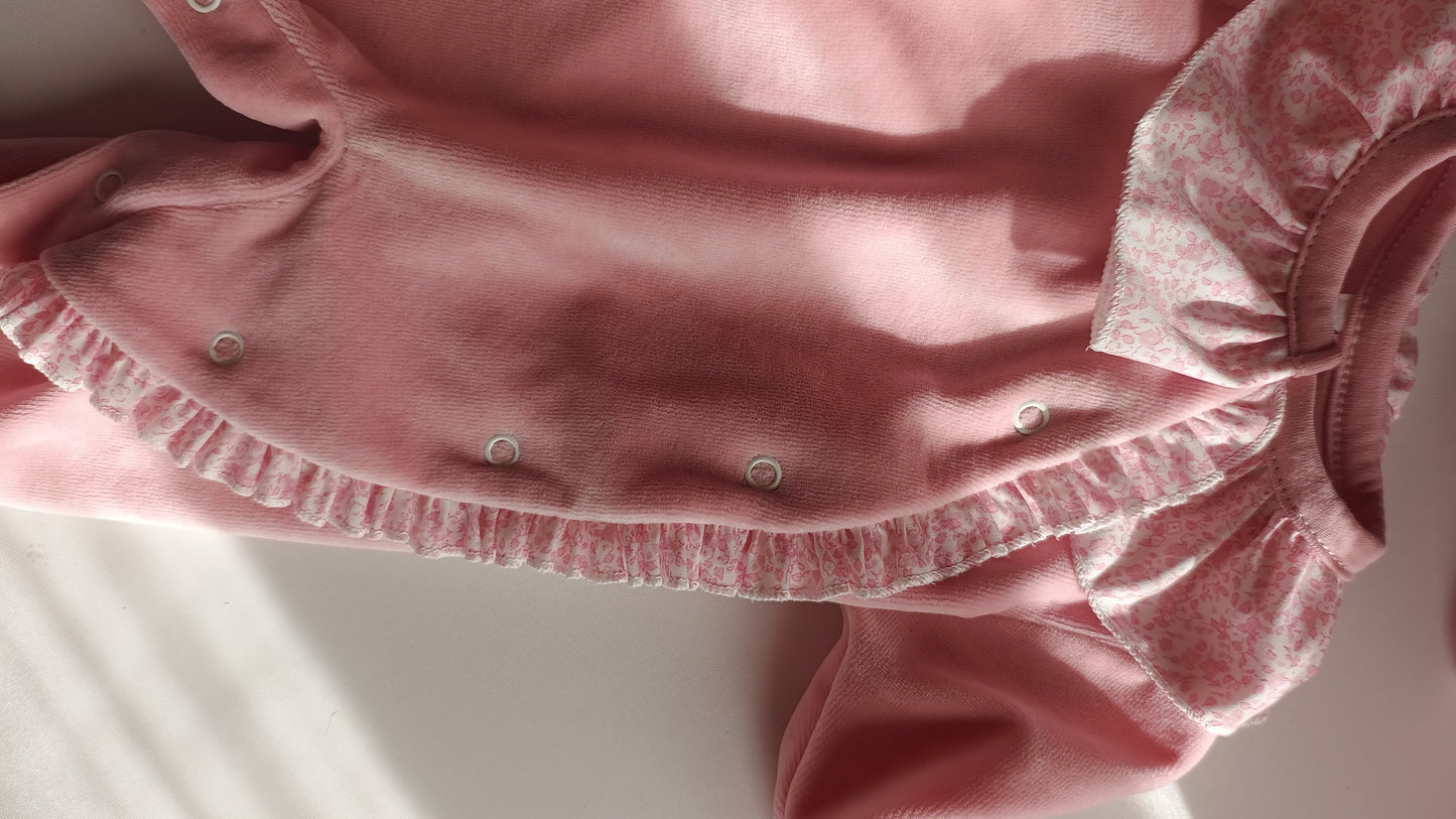 Tutina rosa scuro volant fiori