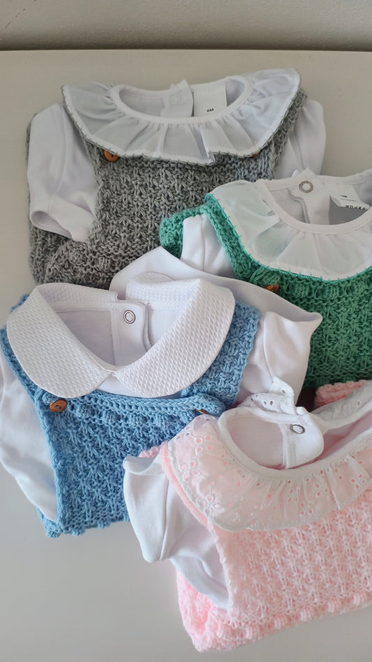 Completo body caldo+salopette in maglia