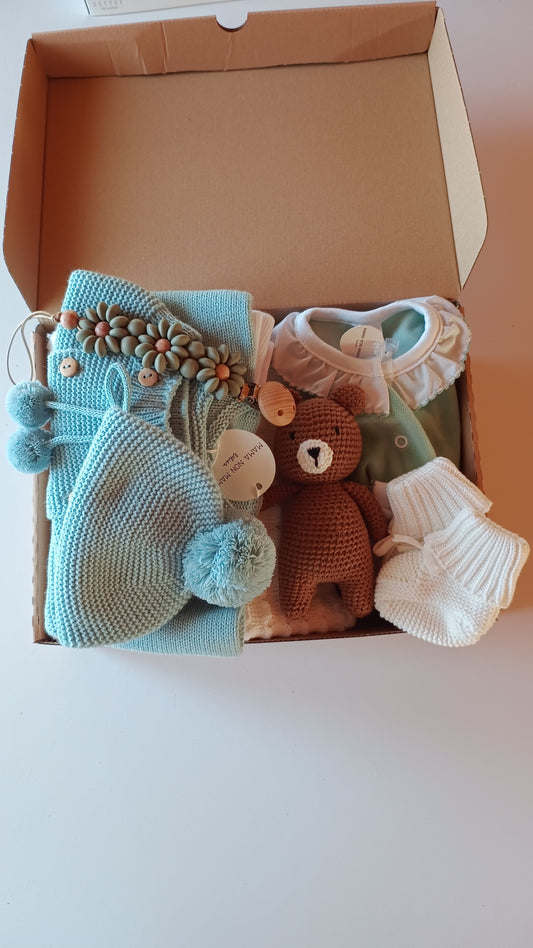 Box nascita verde 10 pezzi autunno/inverno